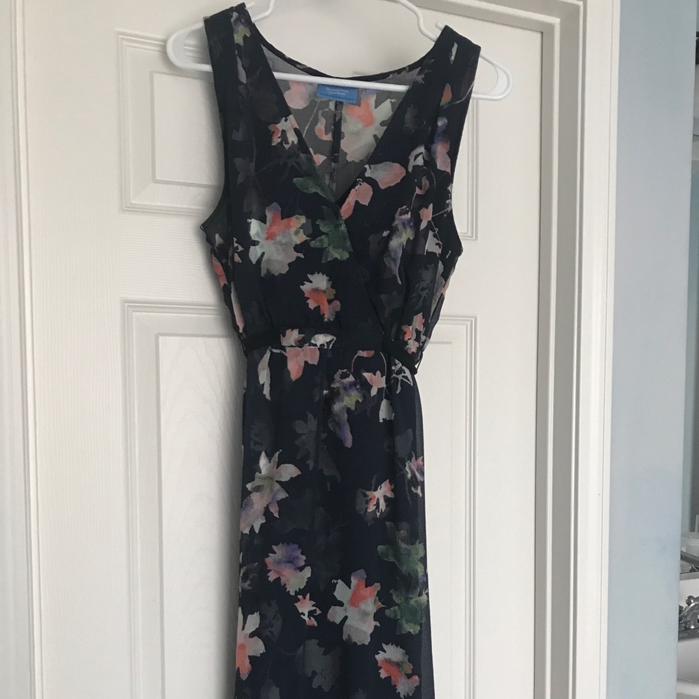 Simply Vera sleeveless flower dress Size L